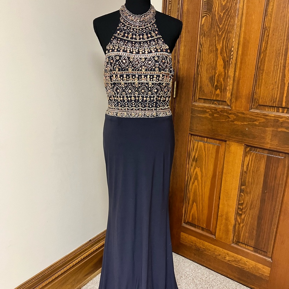 Ellie Wilde Prom/Formal Dress Size 8